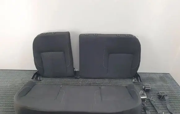Dacia Sandero Second row seats 