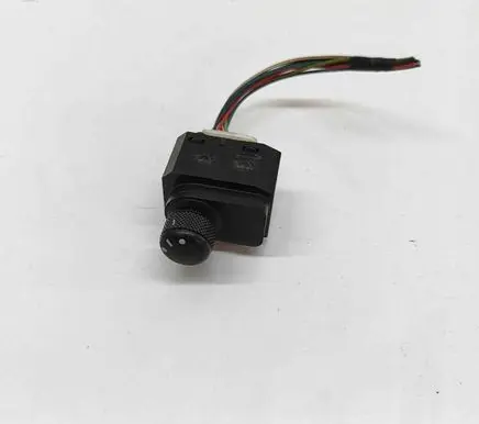 Suzuki SX4 Wing mirror switch 3795062J00