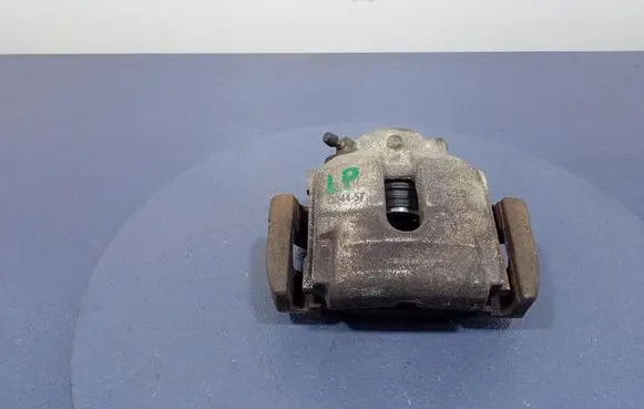 BMW X3 E83 Front brake caliper 044571522