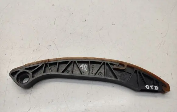 Mitsubishi Outlander Slide rail for timing chain 5000350 5000351