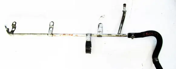 Opel Vectra C Fuel line pipe