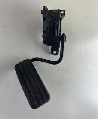 Renault Espace IV Accelerator throttle pedal 8200007512 6PV00811922 6PV0081192