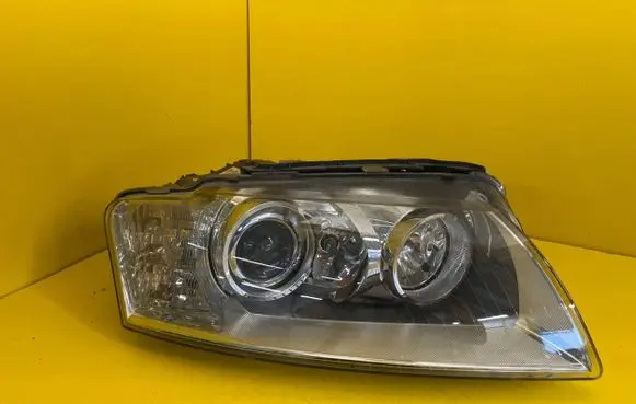 Audi A8 S8 D3 4E Headlight/headlamp 4E0941004BR