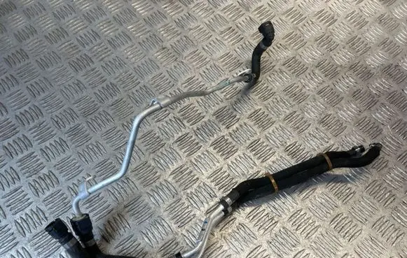 BMW 2 G42 Fuel return line/hose 8476969 20073510