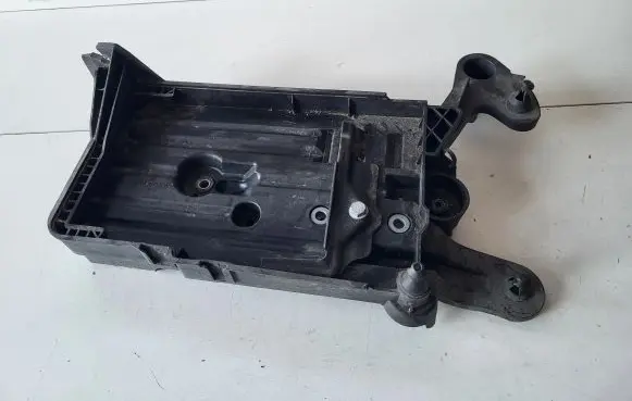 Skoda Octavia Mk3 (5E) Battery tray 5Q0915321H