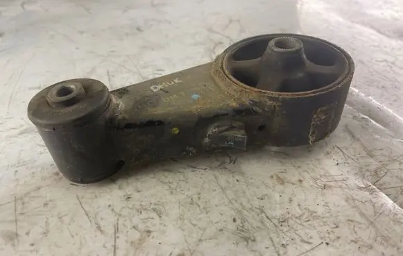 Hyundai i10 Engine mount bracket 219310x310