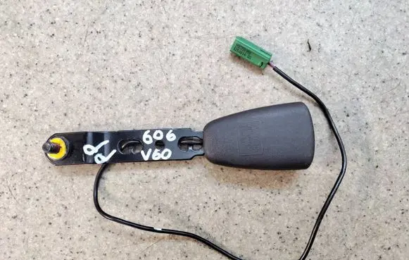 Volvo V60 Front seatbelt buckle 3136970539A 31369705