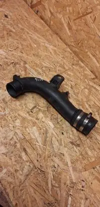 Toyota Avensis T250 Intercooler hose/pipe 173620R010