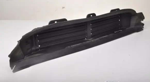 Volvo XC90 Intercooler air channel guide 31353797