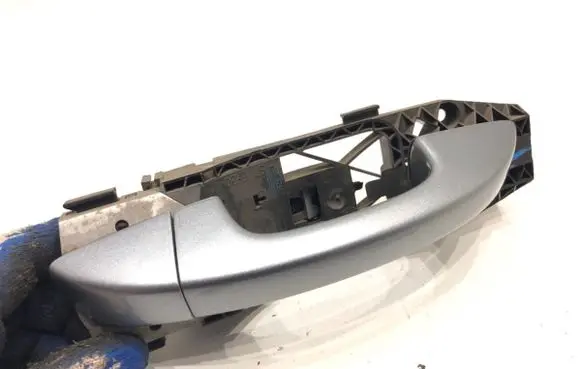 Skoda Superb B6 (3T) Front door exterior handle 