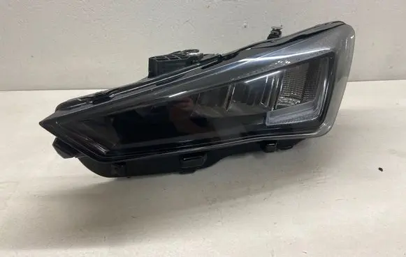 Seat Leon IV Headlight/headlamp 5FB941005D 22593 90188480