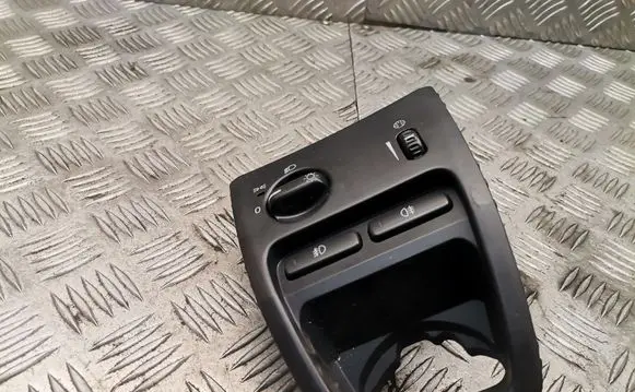 Volvo XC90 Light switch 30739302