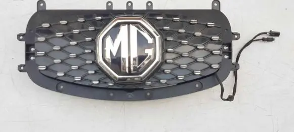 MG ZS Front bumper upper radiator grill 10749241