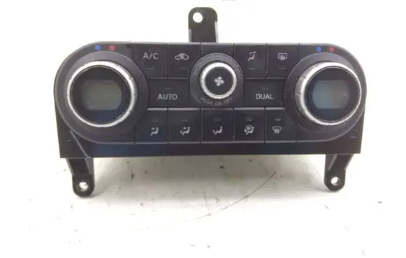 Nissan Qashqai Climate control unit 27500BR45B