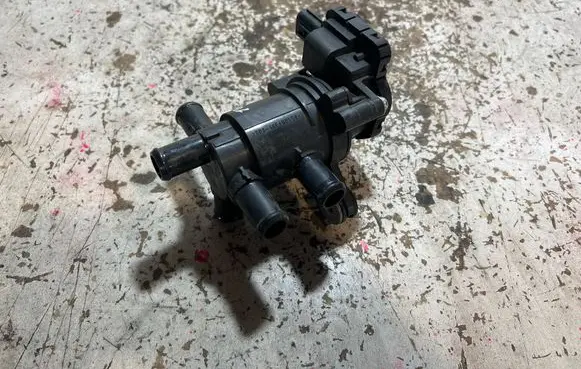 Toyota bZ4X Electric auxiliary coolant/water pump VN0823000021 0021230225011 VALD480NDE7