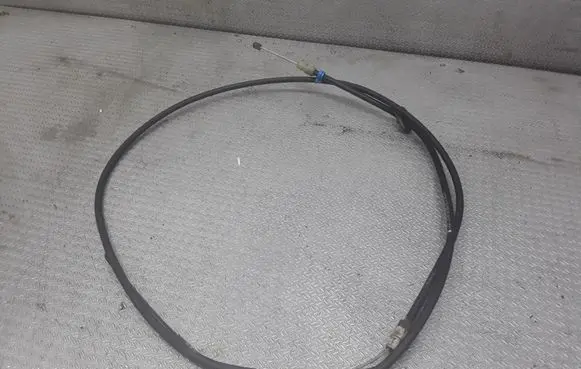Handbrake/parking brake wiring cable
