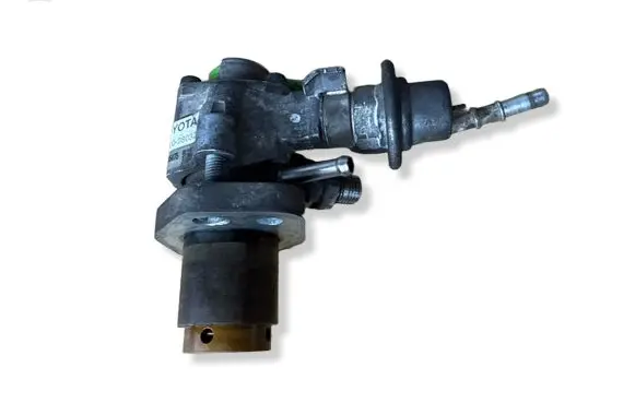 Toyota Avensis T250 Fuel injection high pressure pump 2310028032