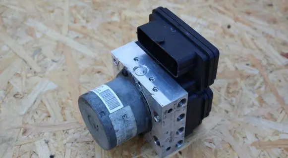 Toyota Auris 150 ABS Pump 20800