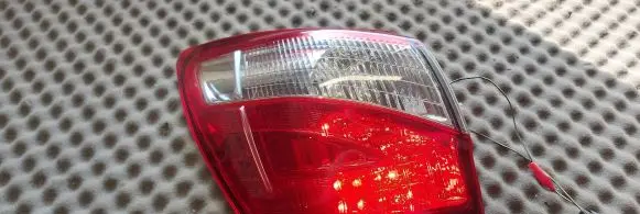 Nissan Qashqai Rear/tail lights 89503174