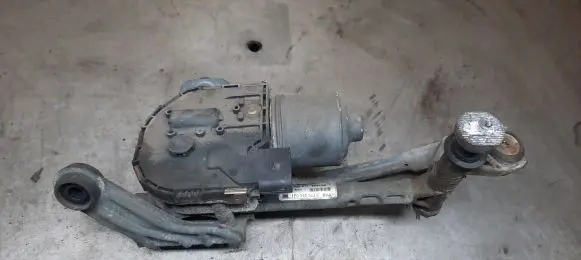 Seat Leon (1P) Front wiper linkage 