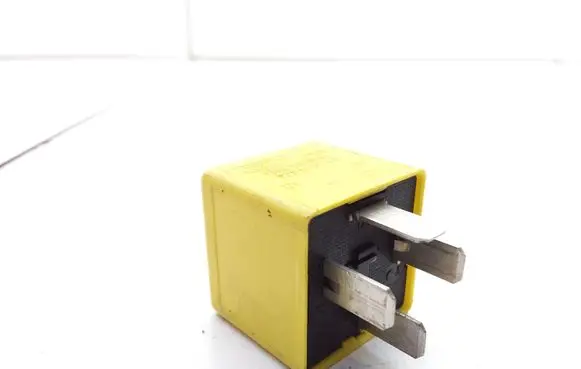 Ford Mondeo MK I Other relay 93BG14N089BA V23136B1X3