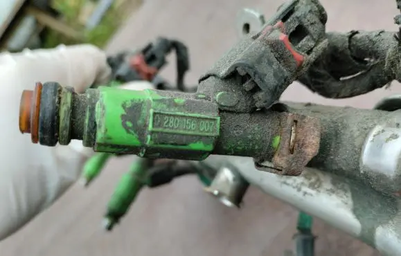 Chrysler Grand Voyager IV Fuel injector 0280156007