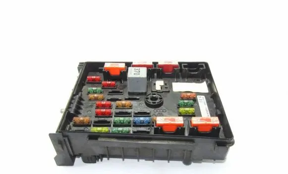 Volkswagen PASSAT B6 Fuse module 3C0971249