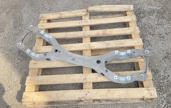 Audi Q7 4L Rear subframe 7L8512369