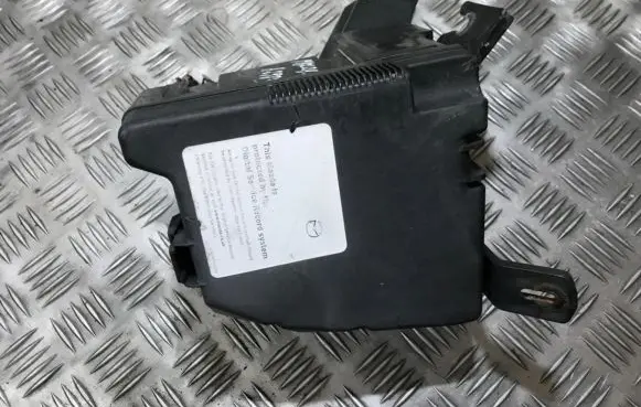 Mazda 2 Fuse box set