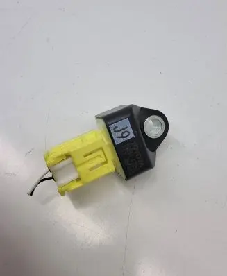 Lexus RX 450H Airbag deployment crash/impact sensor 8983147050