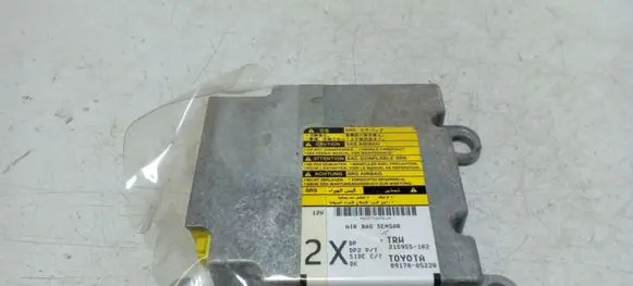 Toyota Avensis T250 Airbag control unit/module 8917005220