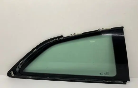 Audi A5 Rear side window 8W6845298L 12112018 04022019