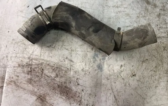 Hyundai Matrix Engine coolant pipe/hose