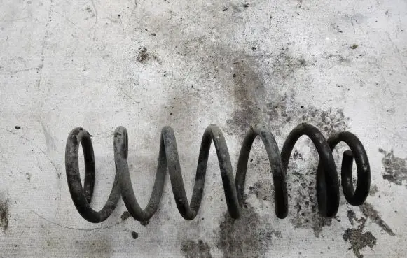 Mercedes-Benz C W205 Front coil spring