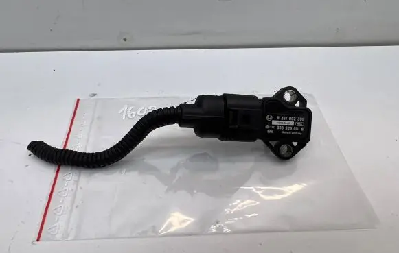 Audi A6 S6 C6 4F Air pressure sensor 038906051B 0281002399 15083A