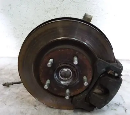 Nissan Juke I F15 Front wheel hub spindle knuckle