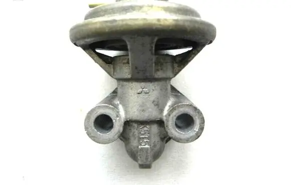 Mitsubishi Lancer EGR valve MD155224 K5T58799