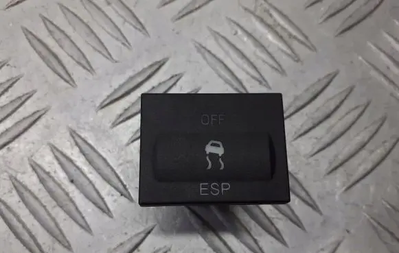 Ford Focus Other switches/knobs/shifts 7M5T2C418BA