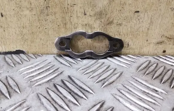 Audi A5 8T 8F Fuel Injector clamp holder