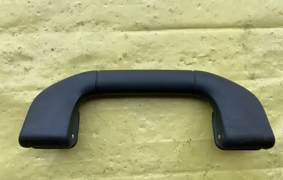 Mercedes-Benz C AMG W204 Front interior roof grab handle A2048100051