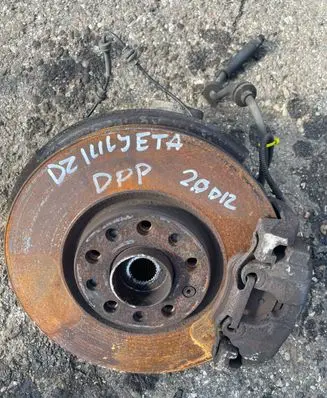 Alfa Romeo Giulietta Front wheel hub 50514556 0068