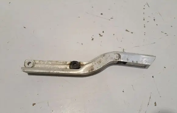 BMW 5 GT F07 Radiator mount bracket 7583120 7575264