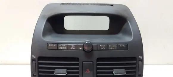 Toyota Avensis T250 Center console