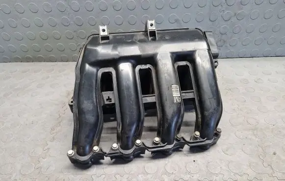 BMW X3 E83 Intake manifold 7795393