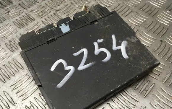 Ford Mondeo Mk III Comfort/convenience module 3S7T15K600TC 5WK48752E 2152001