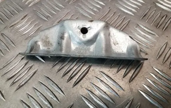 Volvo S80 Battery bracket 