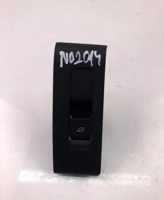 Volvo XC40 Electric window control switch 31456060
