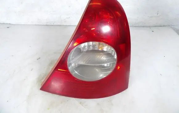 Renault Clio III Rear/tail lights 8200071414