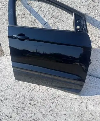 Ford Kuga II Front door