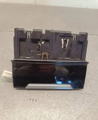 Ashtray (front)